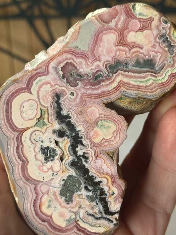 Rhodochrosite (0.253kg)