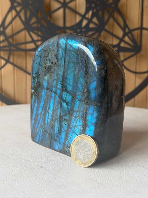 Labradorite (0.725kg)