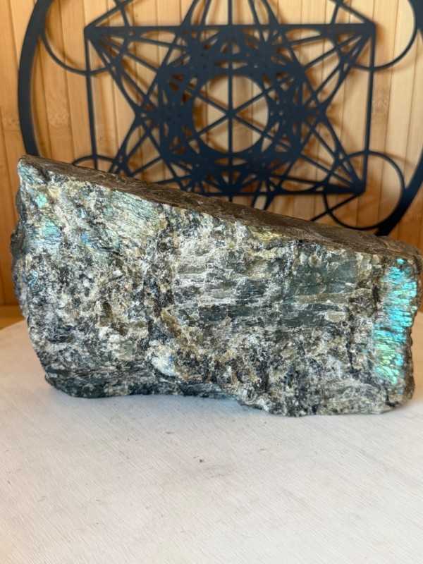 Labradorite (1.575kg)