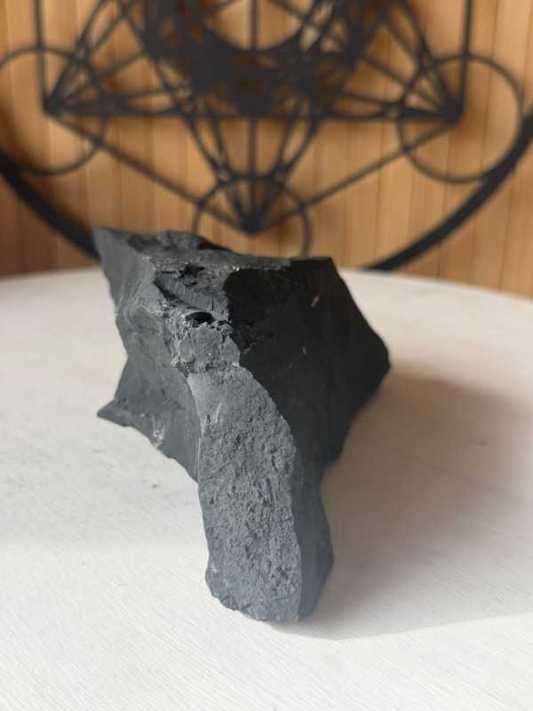 Shungite (0.587kg)