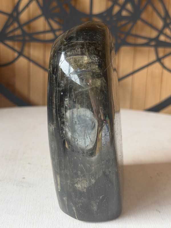 Labradorite (0.698kg)