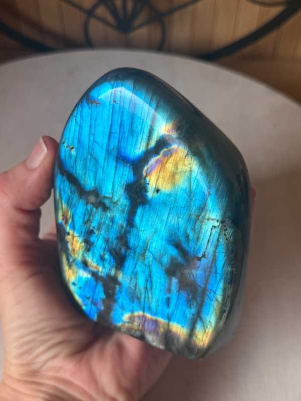 Labradorite (0.698kg)