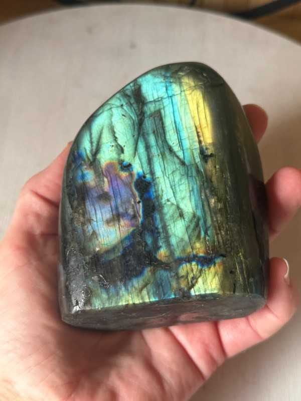 Labradorite (0.698kg)