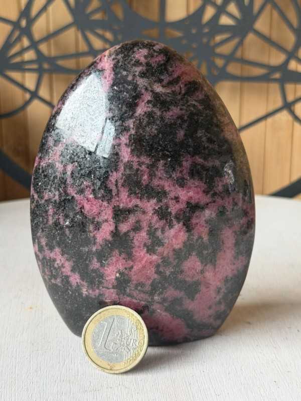 Rhodonite (0.64kg)