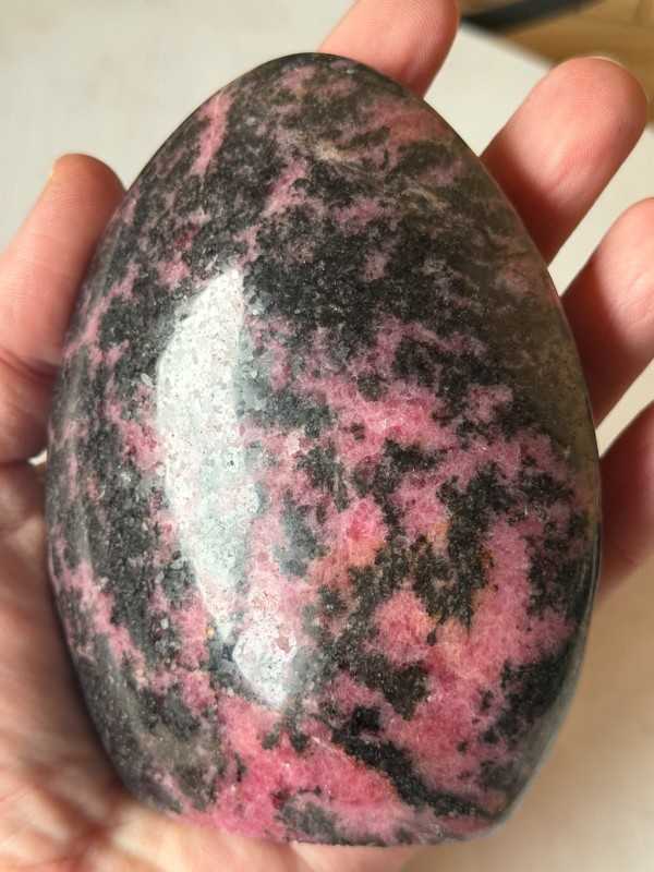 Rhodonite (0.64kg)