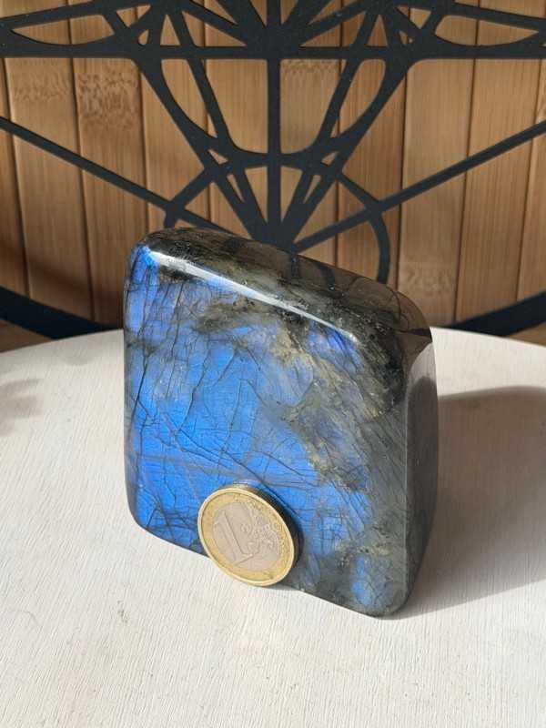 Labradorite (0.4kg)
