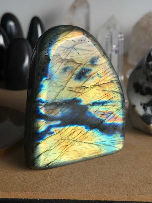 Labradorite (0.555kg)