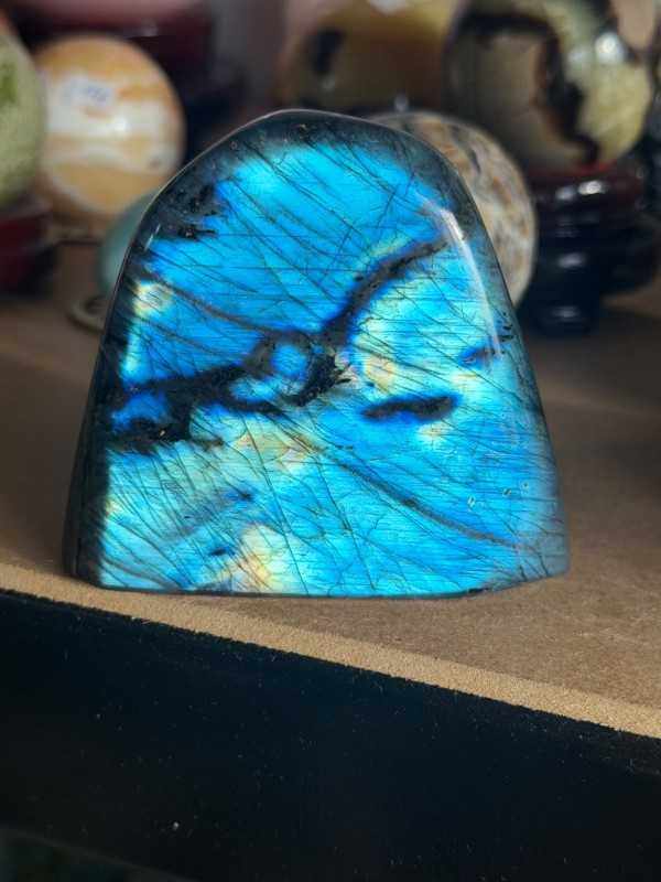 Labradorite (0.367kg)