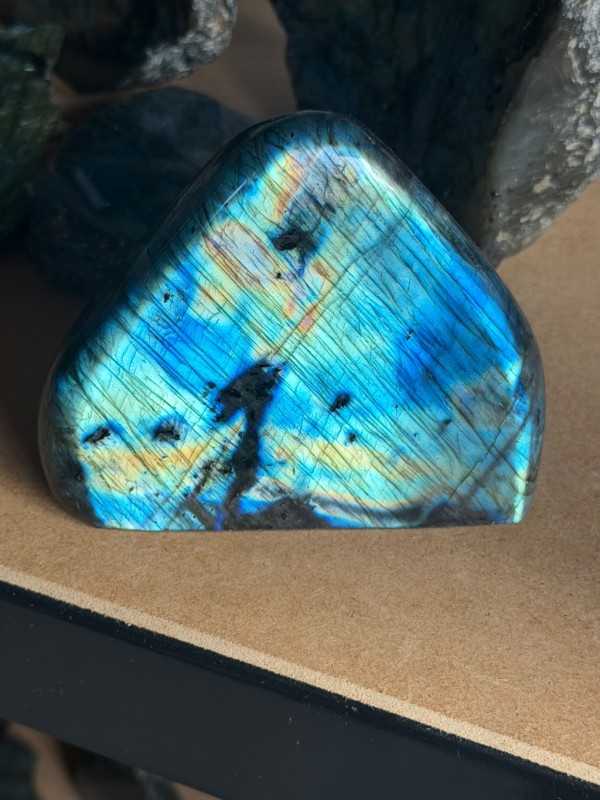 Labradorite (0.565kg)