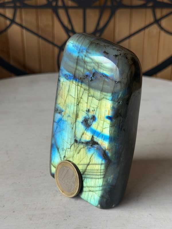 Labradorite (0.384kg)