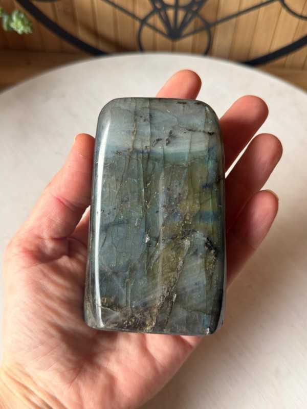 Labradorite (0.384kg)