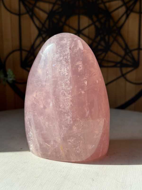 Quartz rose (0.735kg)