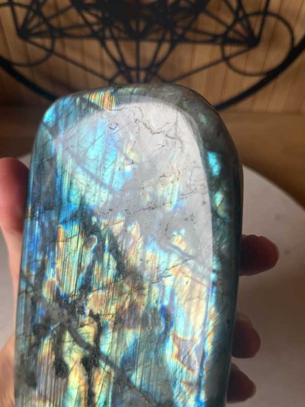 Labradorite (1.785kg)