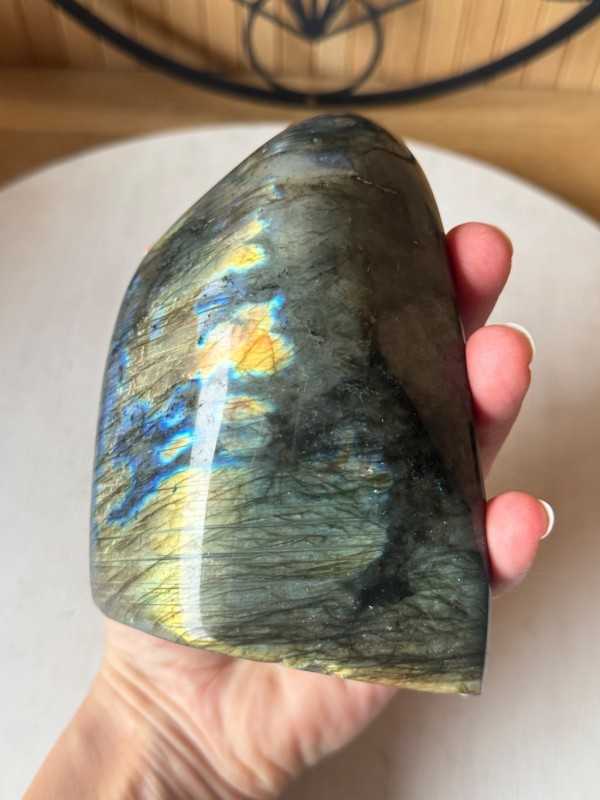 Labradorite (1.02kg)