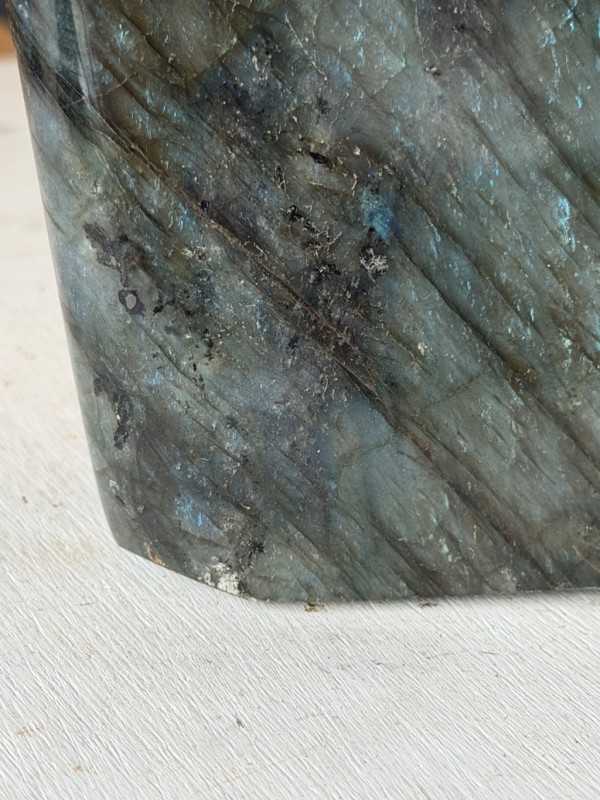 Labradorite (2.02kg)
