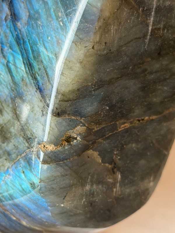 Labradorite (2.02kg)