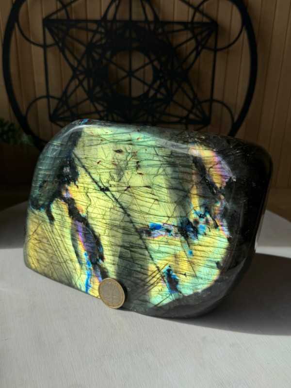 Labradorite (2.685kg)