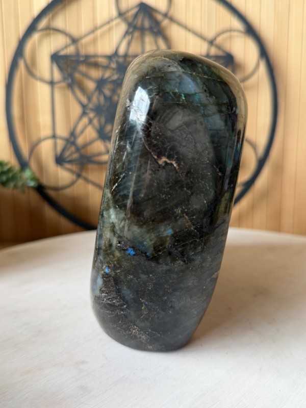 Labradorite (2.685kg)