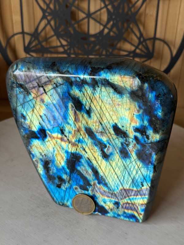 Labradorite (2.815kg)