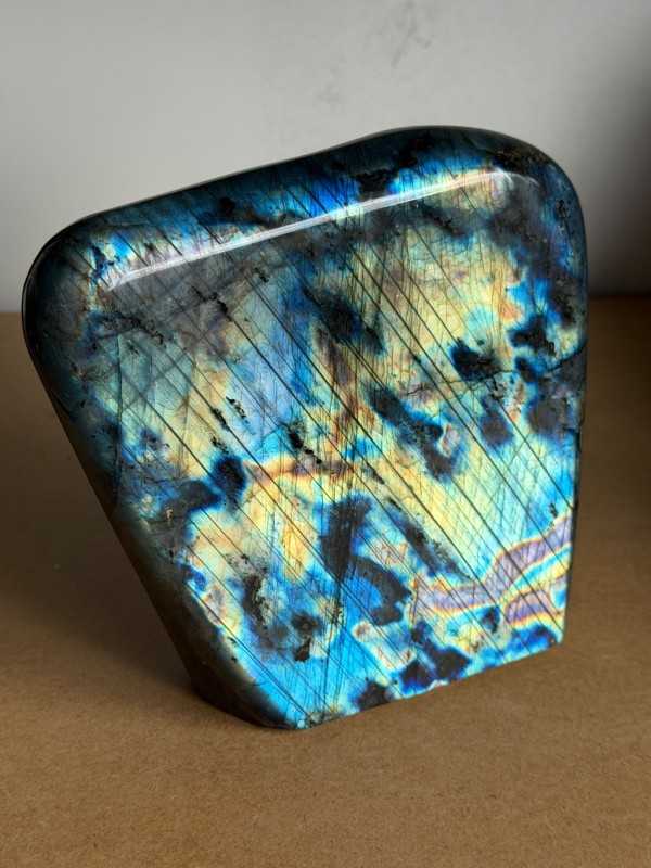 Labradorite (2.815kg)