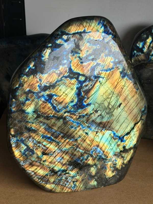 Labradorite (6.35kg)
