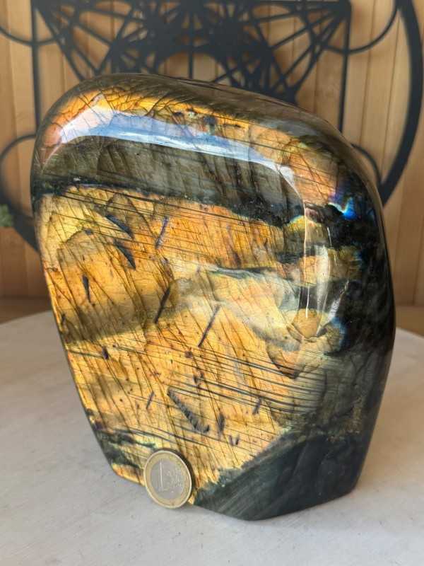 Labradorite (2.8kg)