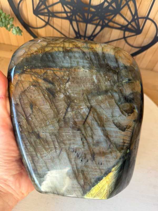 Labradorite (2.8kg)