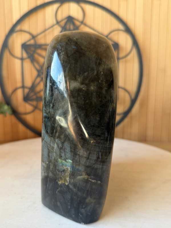 Labradorite (2.8kg)
