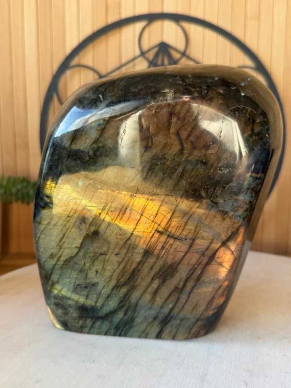 Labradorite (2.8kg)