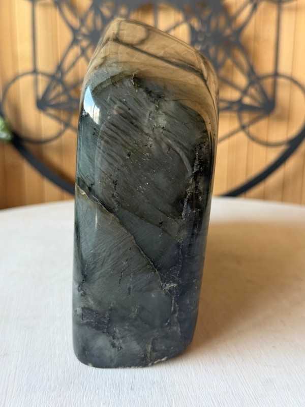 Labradorite (2.285kg)