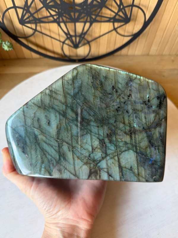 Labradorite (2.285kg)
