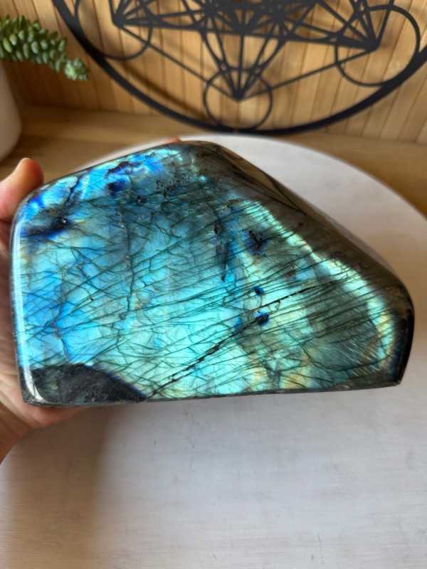 Labradorite (2.285kg)