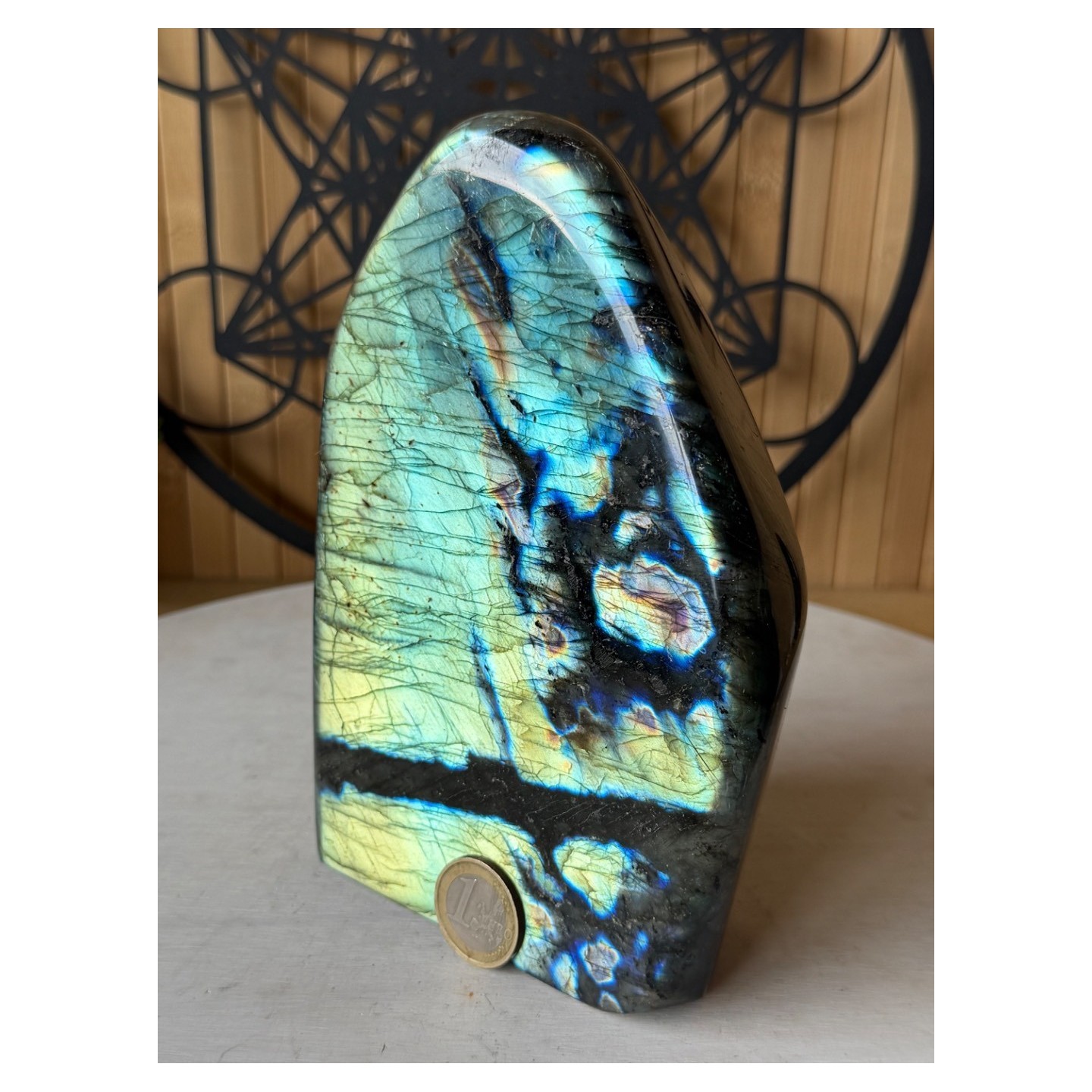 Labradorite (1.735kg)
