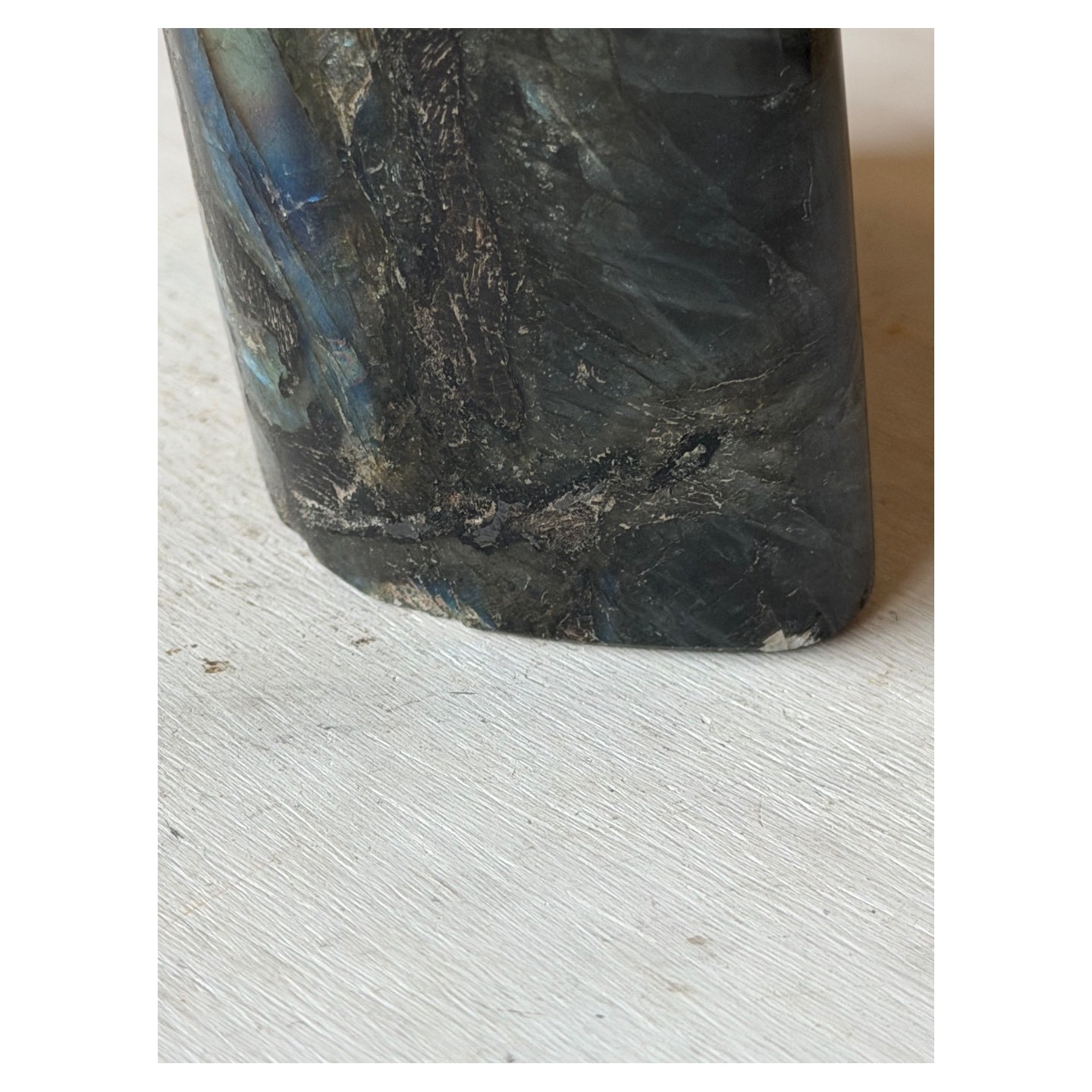 Labradorite (1.735kg)