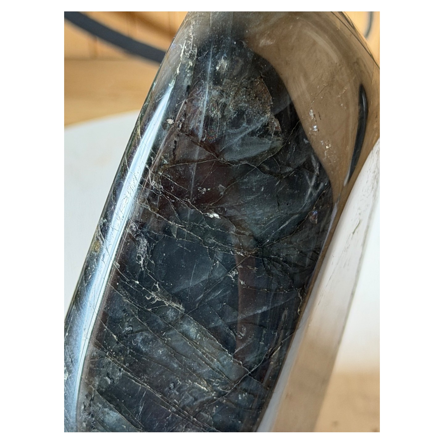 Labradorite (1.735kg)