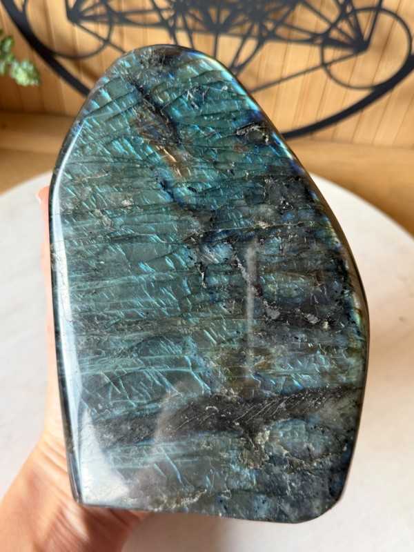 Labradorite (1.735kg)
