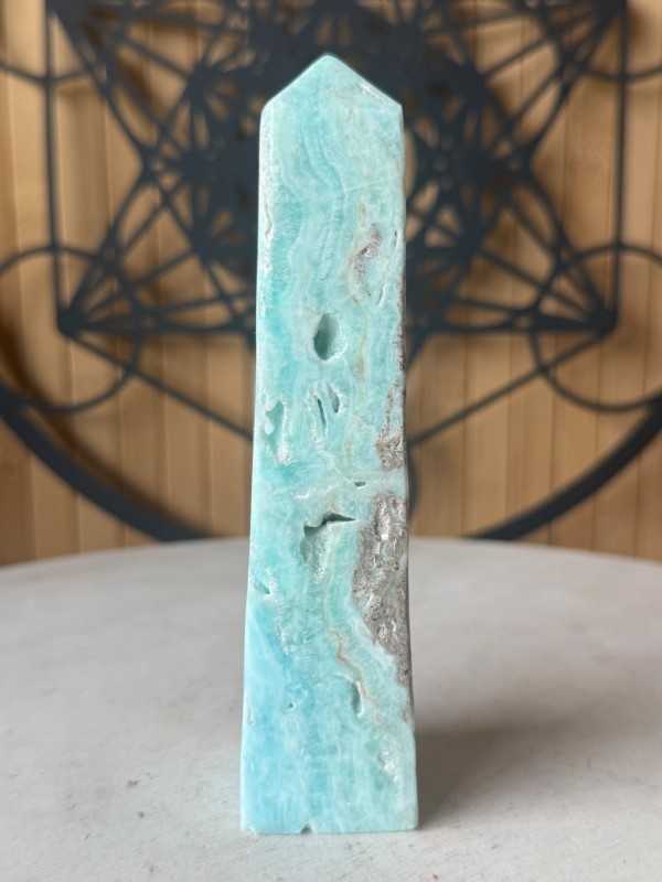 Pointe en aragonite bleue (0.23kg)