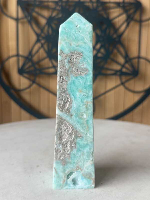 Pointe en aragonite bleue (0.23kg)