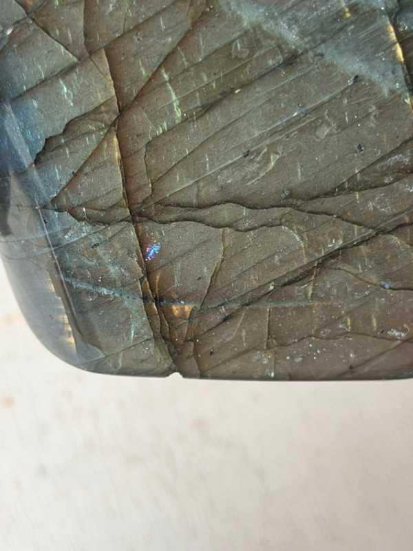Labradorite (1kg)
