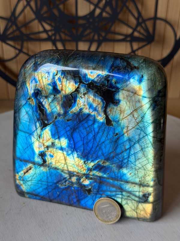 Labradorite (1.76kg)