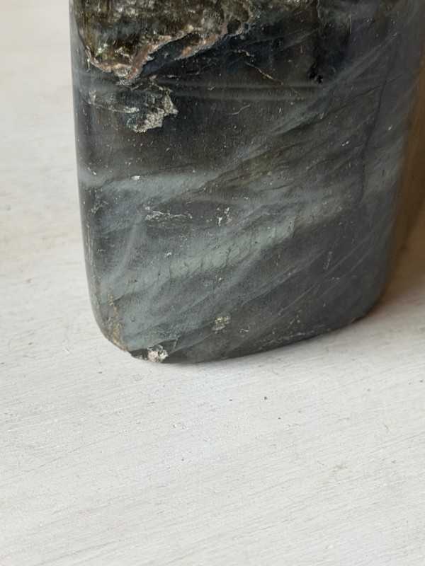 Labradorite (1.76kg)