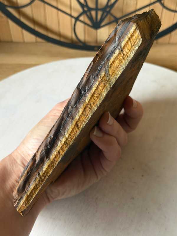 Œil de tigre (0.735kg)