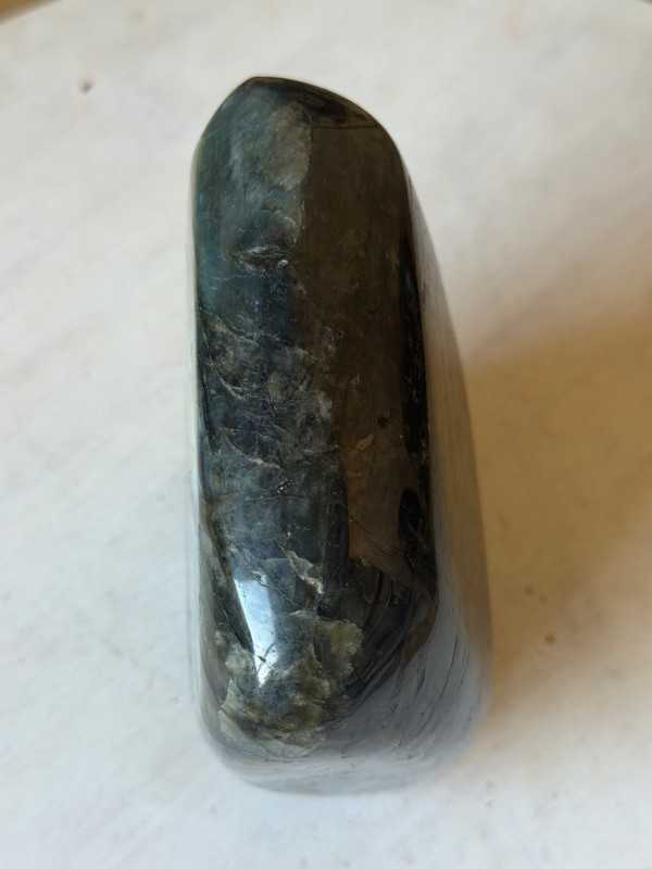 Labradorite (1.325kg)