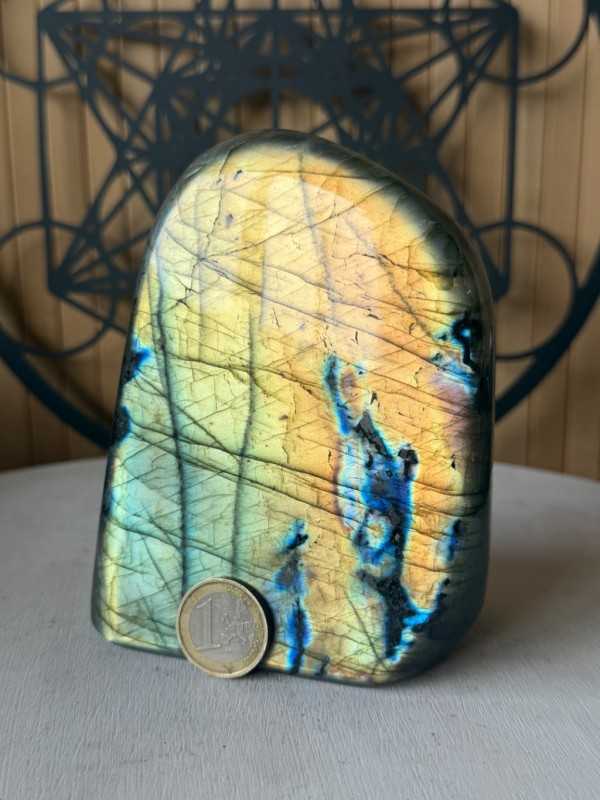 Labradorite (1.27kg)