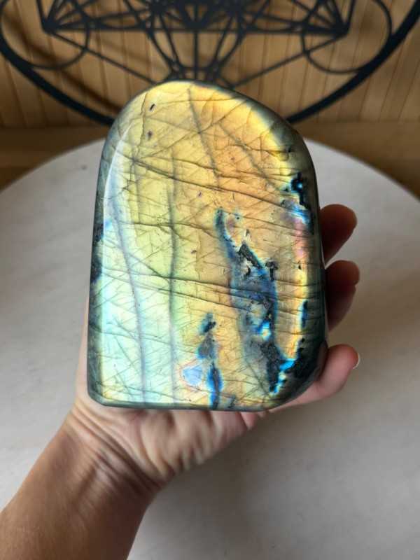 Labradorite (1.27kg)