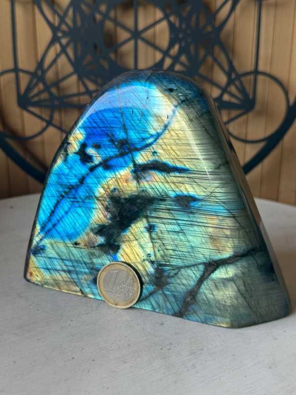 Labradorite (1.21kg)
