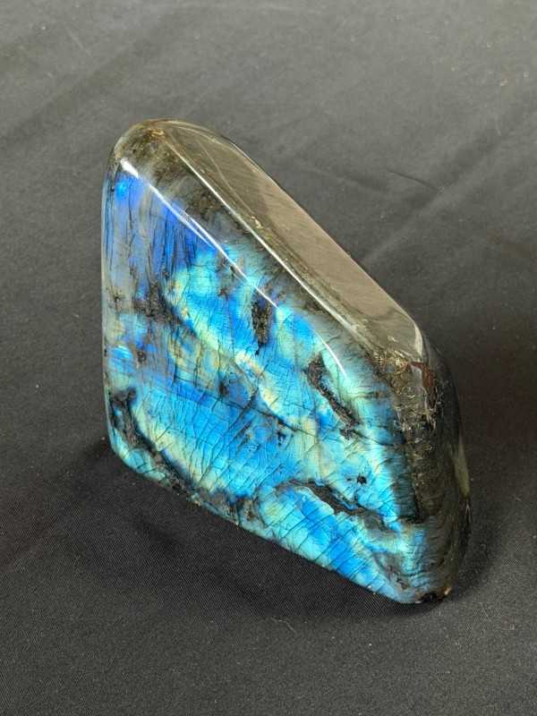 Labradorite (1.54kg)