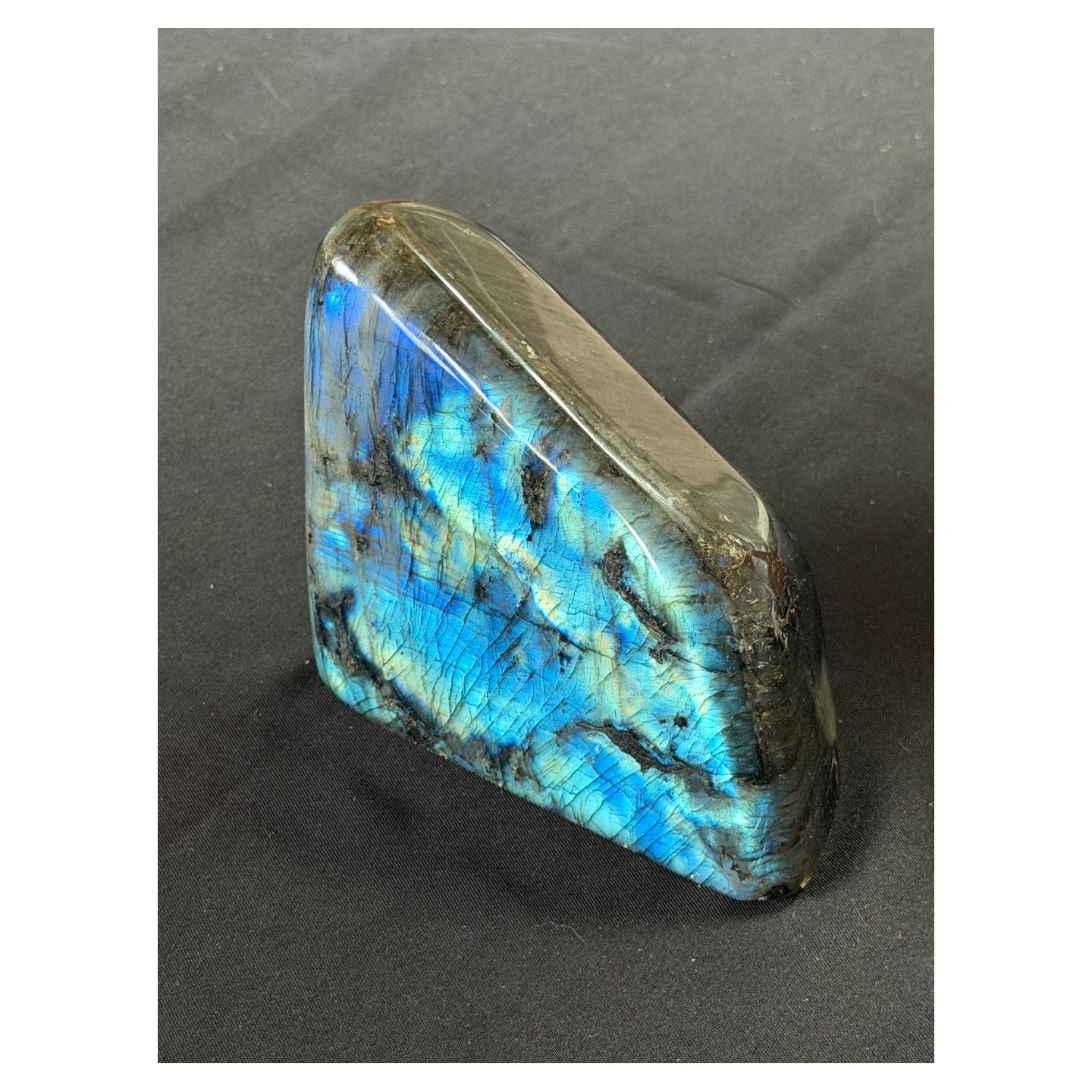 Labradorite (1.54kg)