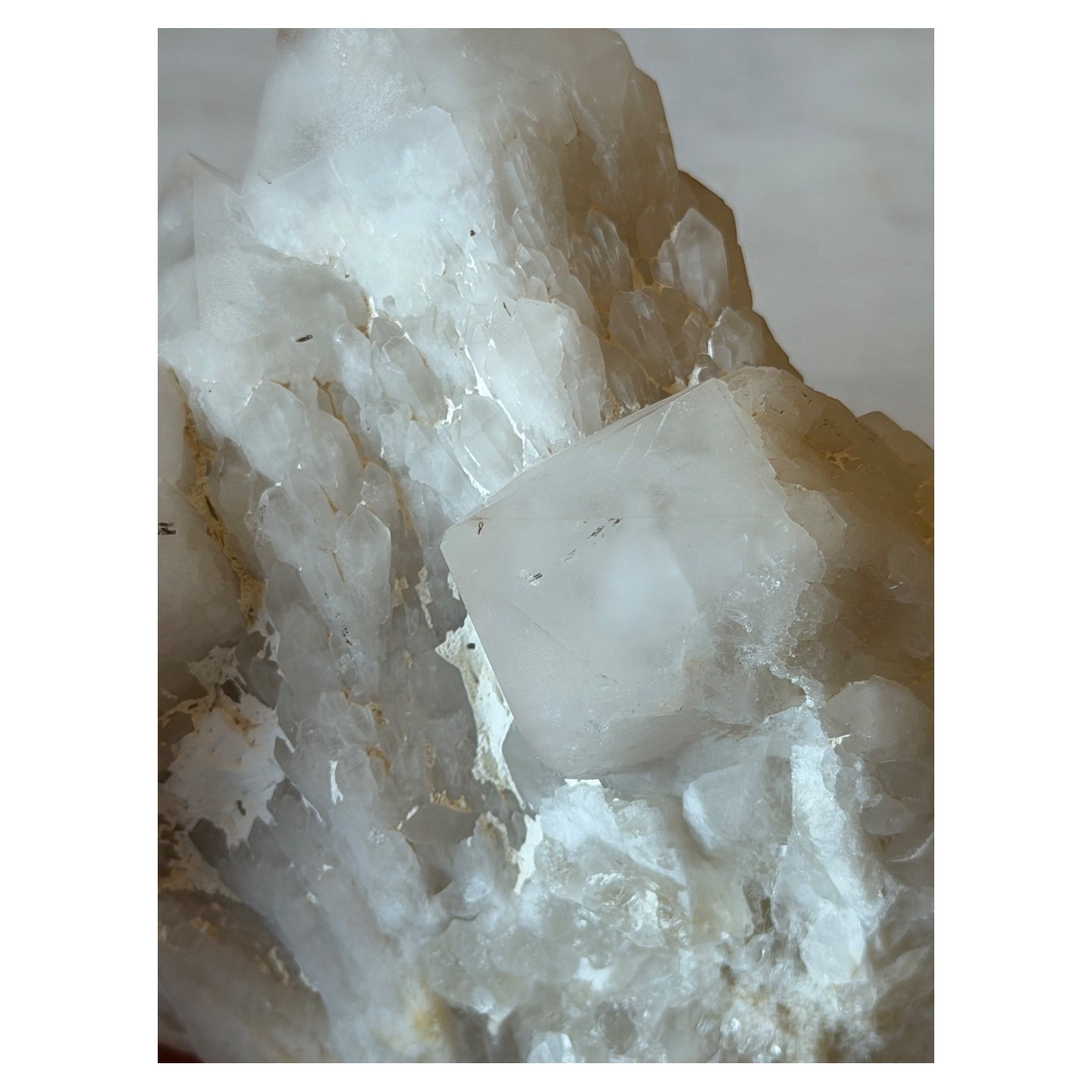 Quartz (1.35kg)