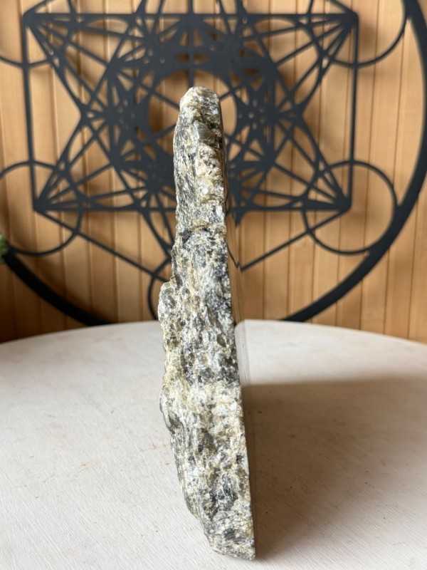 Labradorite (0.81kg)